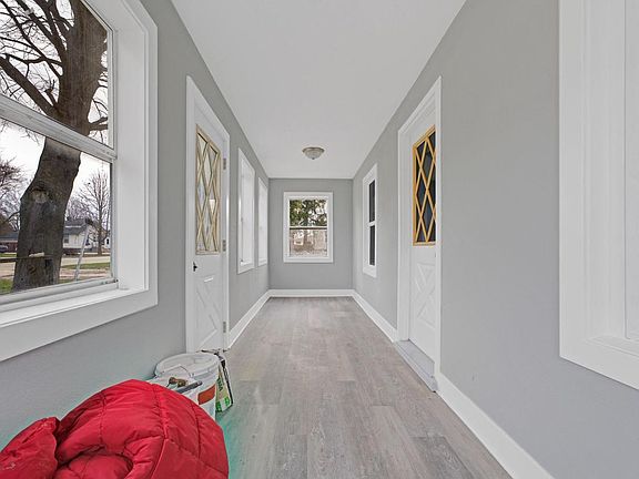 2nd image of 1732 Kremer AVENUE