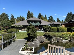 3035 Fairweather Pl, Hunts Point, WA 98004