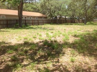 519 S Fuqua St, Rockport, TX 78382