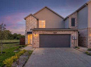 825 Premier Pkwy, Grand Prairie, TX 75051