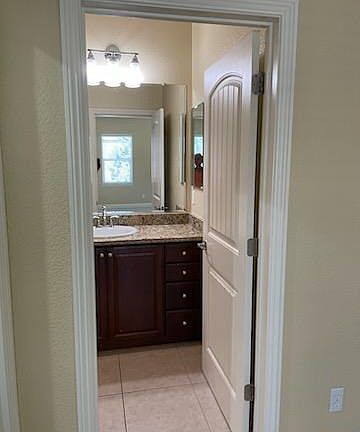 3rd image of 2809 Cruxton Aly