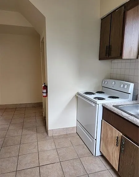 193 Castle Shannon Blvd #A — Photo 3