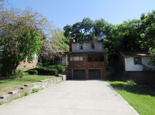 1656 Arnold St, Pittsburgh, PA 15205