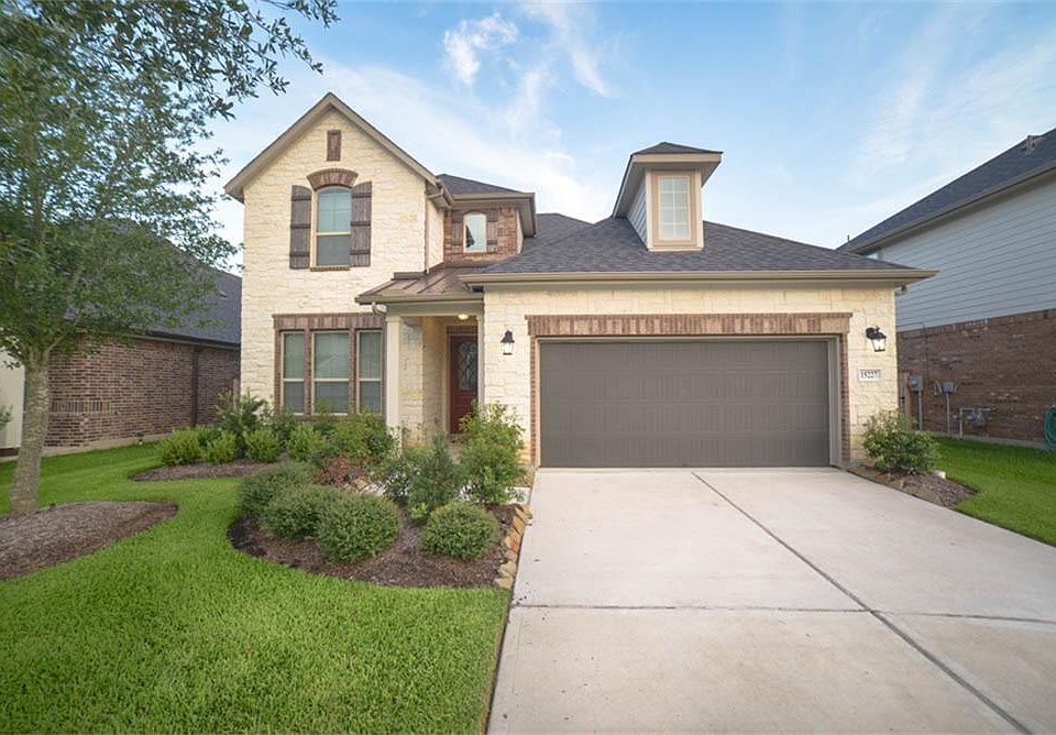 1st image of 15227 Ashbrook Dove Ln