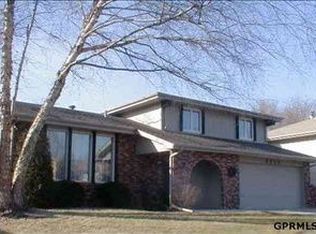 2712 N 126th Cir, Omaha, NE 68164