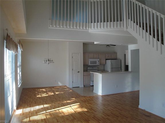 2nd image of 2160 Marina Shores Dr