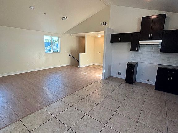 5th image of 700 W 45th St