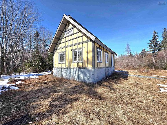 4th image of 659 Eastern Shore Rd