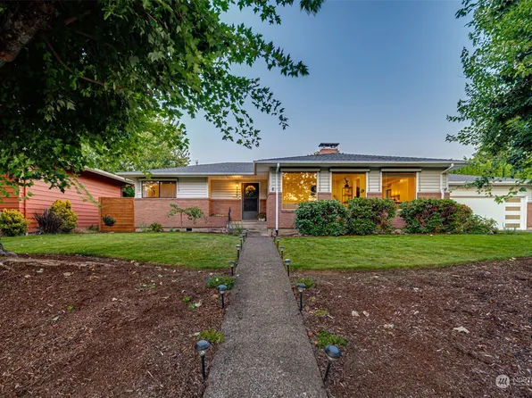 8909 NW 23rd Avenue, Vancouver, WA 98665