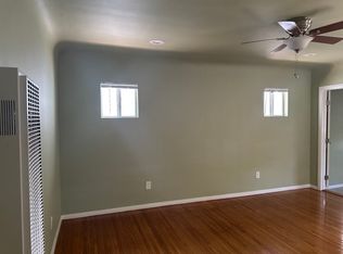 831 E Calaveras St, Altadena, CA 91001