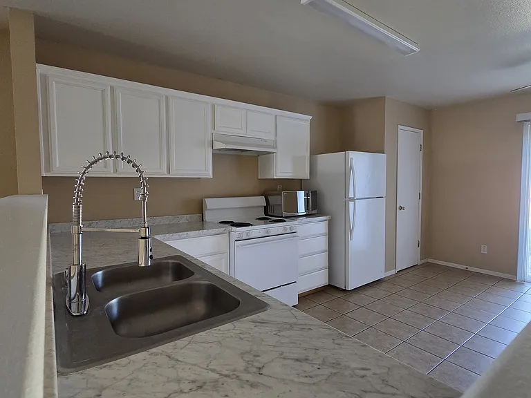 3880 Solstice Ave — Photo 12