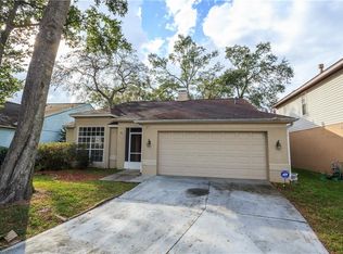 327 Oak Park Pl, Casselberry, FL 32707