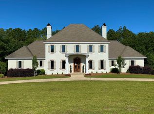 182 Bridgewater Dr, Hattiesburg, MS 39402