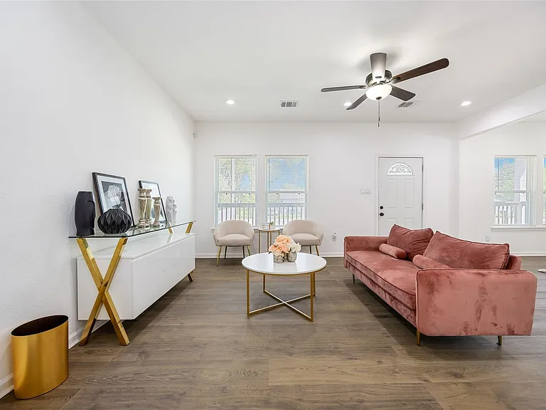 7950 Miley St — Photo 8