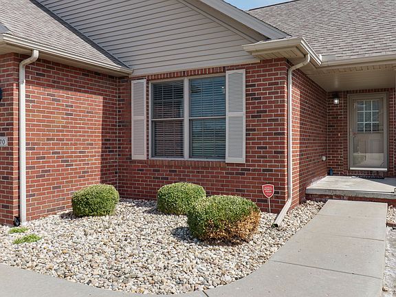 2nd image of 1770 Lockspur Way #1770