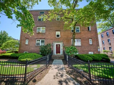 31 Alton Pl APT 6, Brookline, MA, 02446