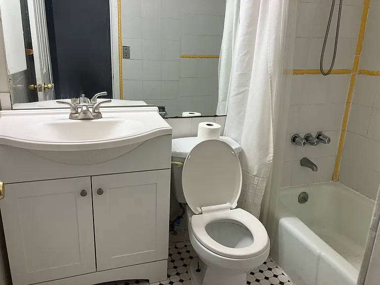 131 Parkside Dr — Photo 8
