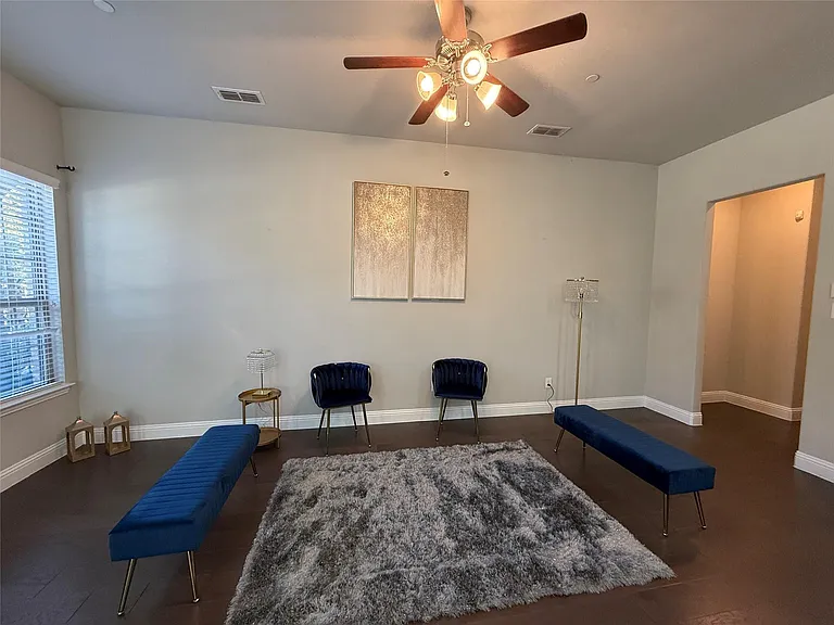 6120 Rilla St — Photo 2