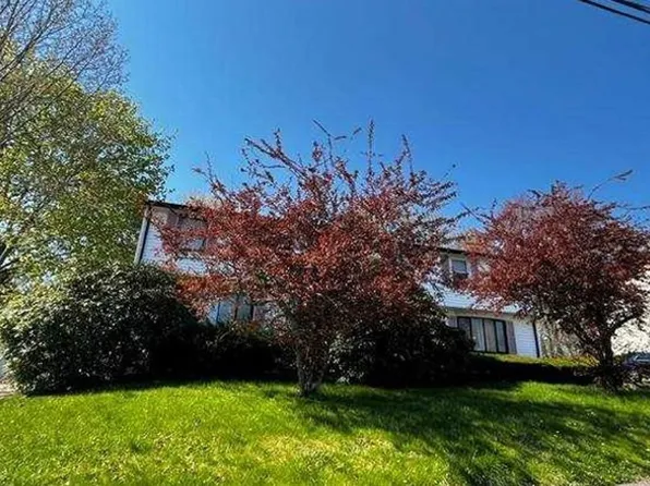 11 Emily Jeffers Rd Unit No-l, Randolph, MA 02368
