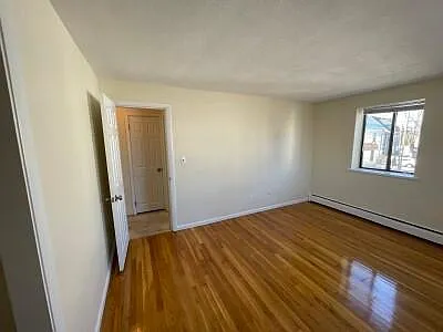 81 Litchfield St #15 — Photo 5