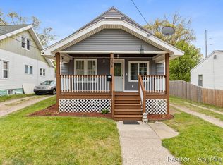 354 Brown St SW, Grand Rapids, MI 49507