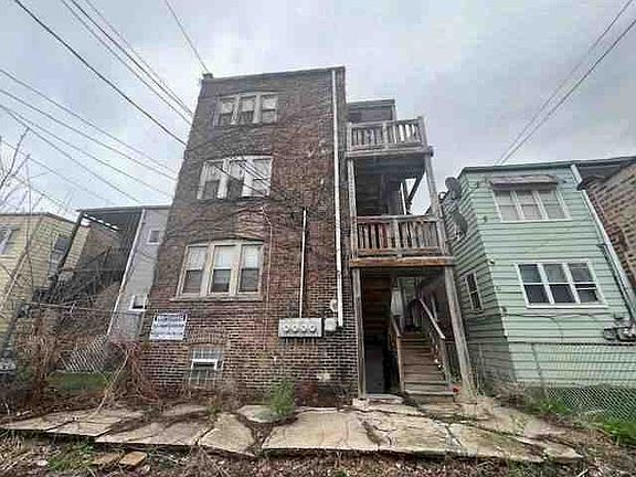 3rd image of 7730 S East End Ave