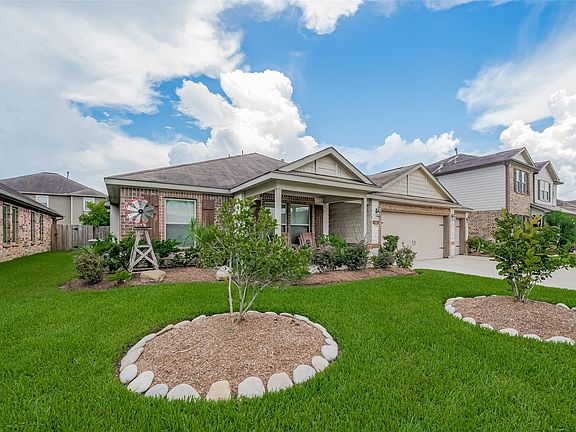 4th image of 11 Coconut Palms Ct