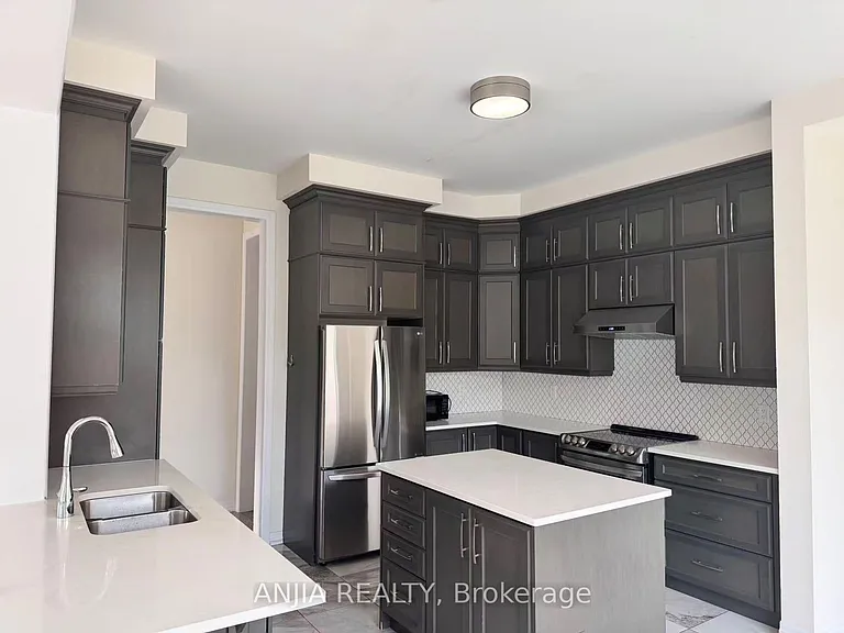 3345 Erasmum St — Photo 4