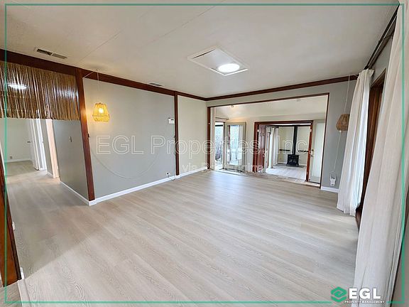 2nd image of 7601 Kittyhawk Ave