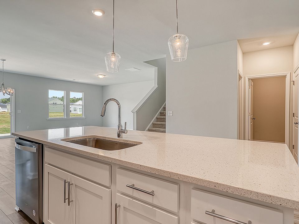 Strawberry Station - Moultrie Interior Image 2