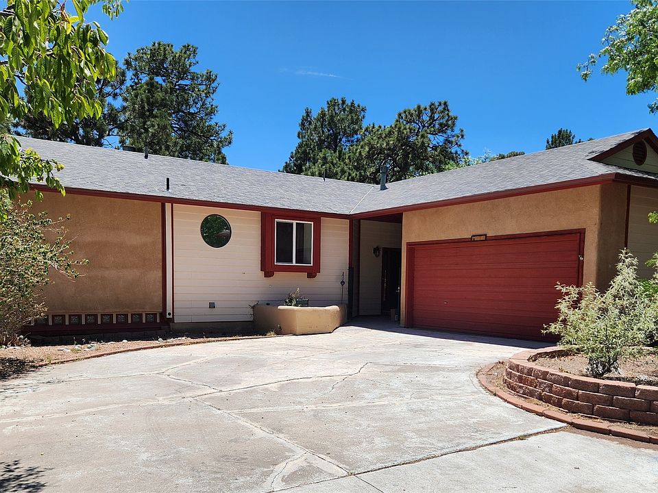 1st image of 975 Tsankawi St