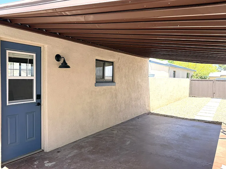 426 S Stratford Dr — Photo 32