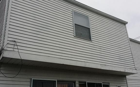 3rd image of 7625 Kelvinway Dr