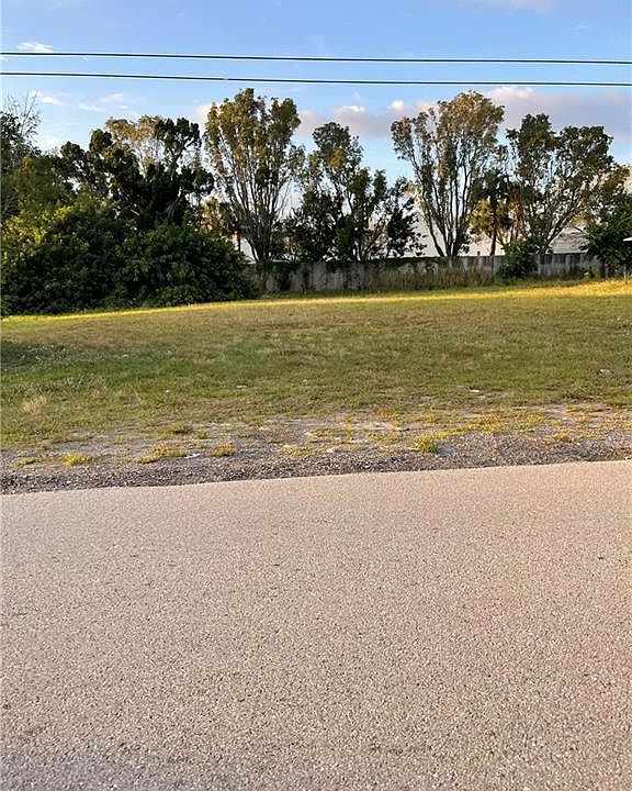 1st image of 1734 Coral Point DR