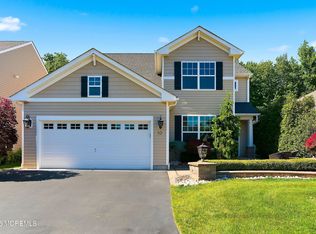 10 Cauthen Court, Manalapan, NJ 07726