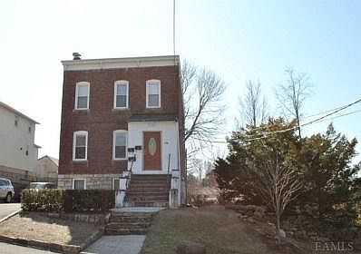 1st image of 178 Montgomery Ave #1