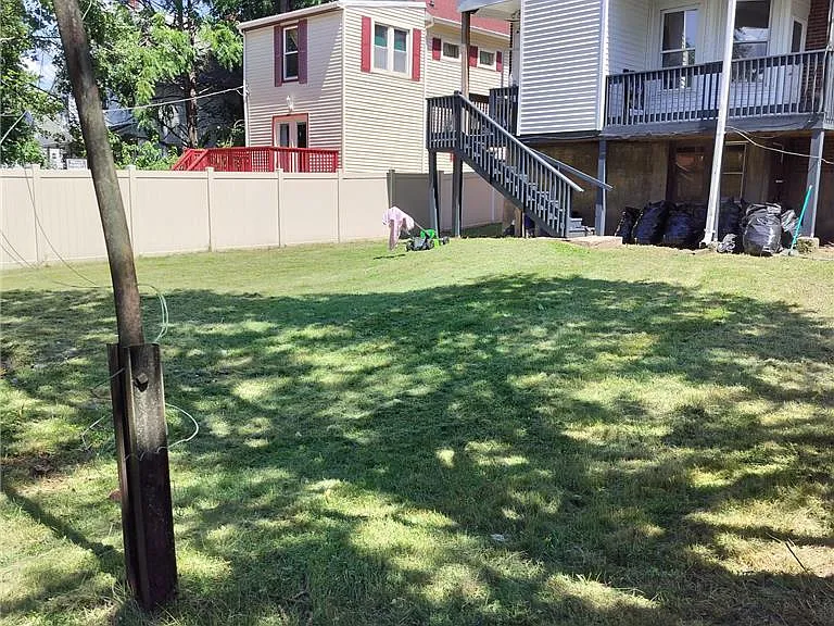 141 Grove St #1 — Photo 24