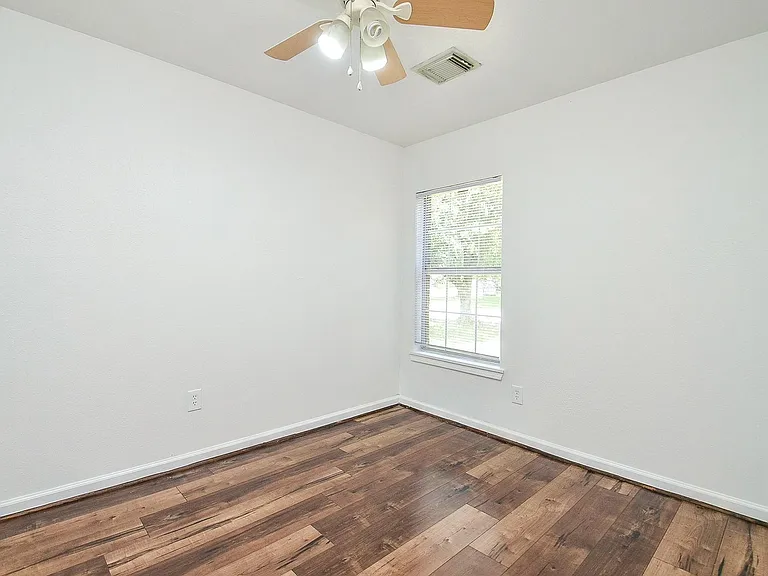 18142 Sorrell Oaks Ln — Photo 7