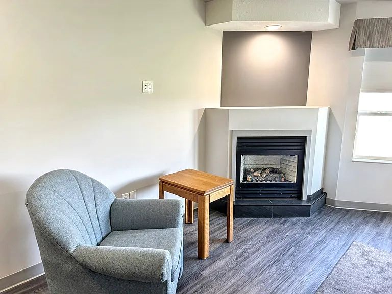 8230 Sparrow Dr — Photo 10