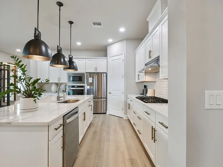 3814 W De Leon St #2 — Photo 12