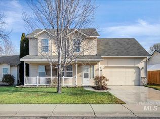 2072 N Sparrow Hawk Ave, Kuna, ID 83634