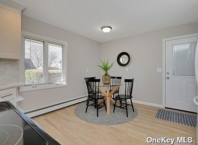 3rd image of 11 Grouse Ln