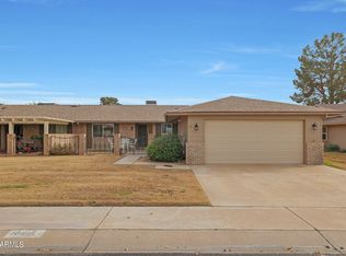 10414 W El Capitan Cir, Sun City, AZ 85351