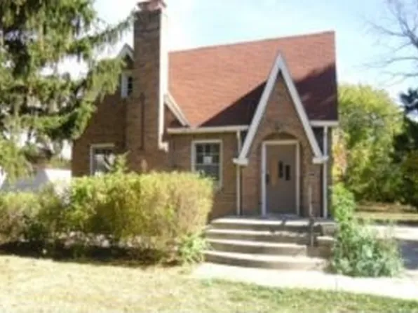 1637 Kessler Blvd, Indianapolis, IN 46222