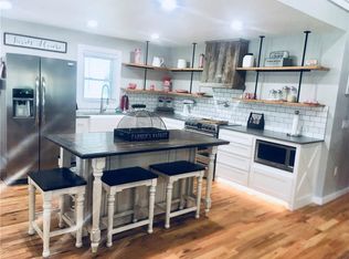 11065 Georgia Flat Rd, Decatur, AR 72722