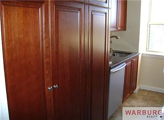 Rented by Warburg | media 23