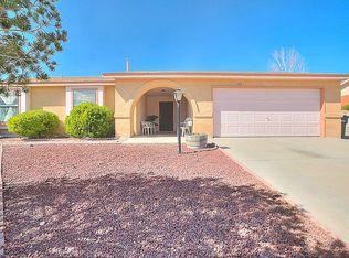 533 Longwood Loop NE, Rio Rancho, NM 87124