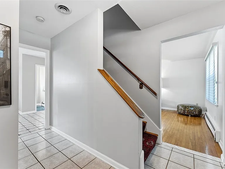 Stanton Dr — Photo 6
