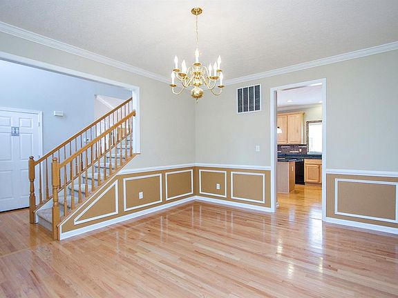 3rd image of 6553 Sunny Dr