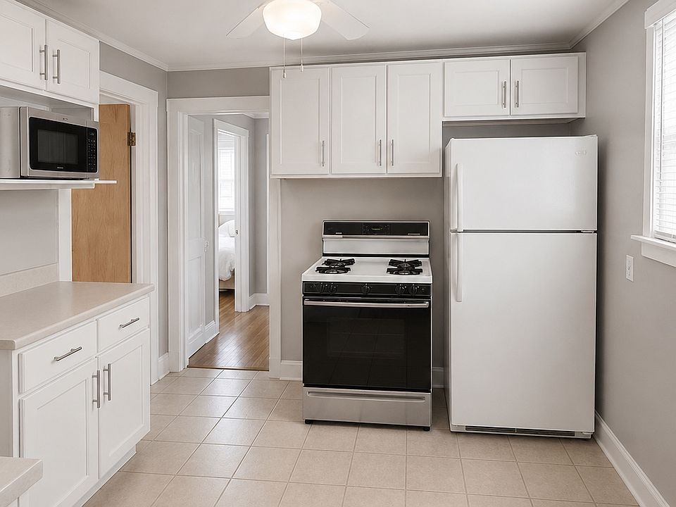1st image of 6213 W Newport Ave #2